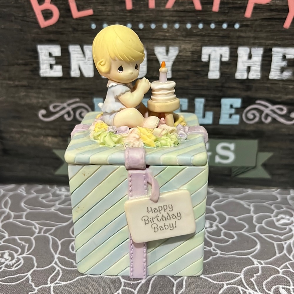 Precious Moments: Baby Girl’s First Birthday Box.